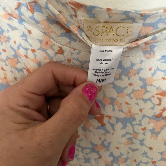 L*Space Medium 100% Viscose Midi length floral skirt - Picture 3 of 6